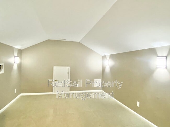 Building Photo - 2742 Duckwood Ct