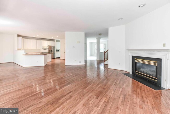 Building Photo - 3105 White Daisy Pl