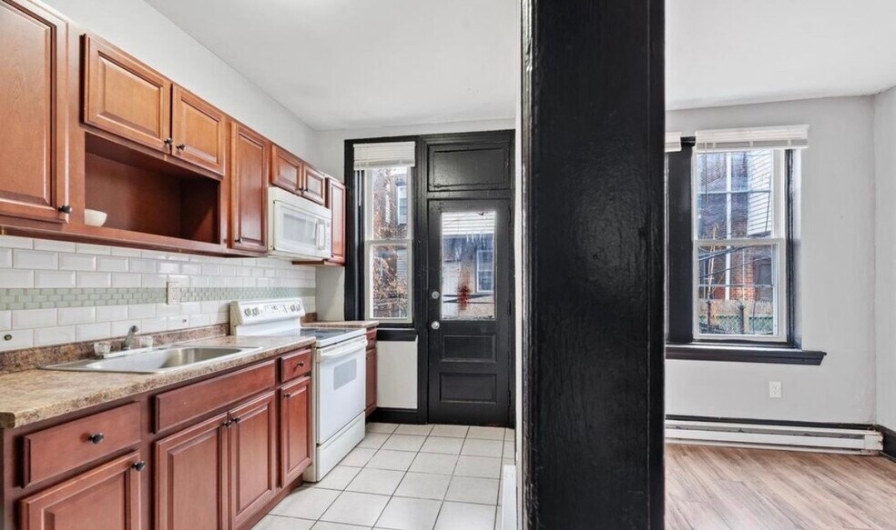 Building Photo - 3239 N 26th St