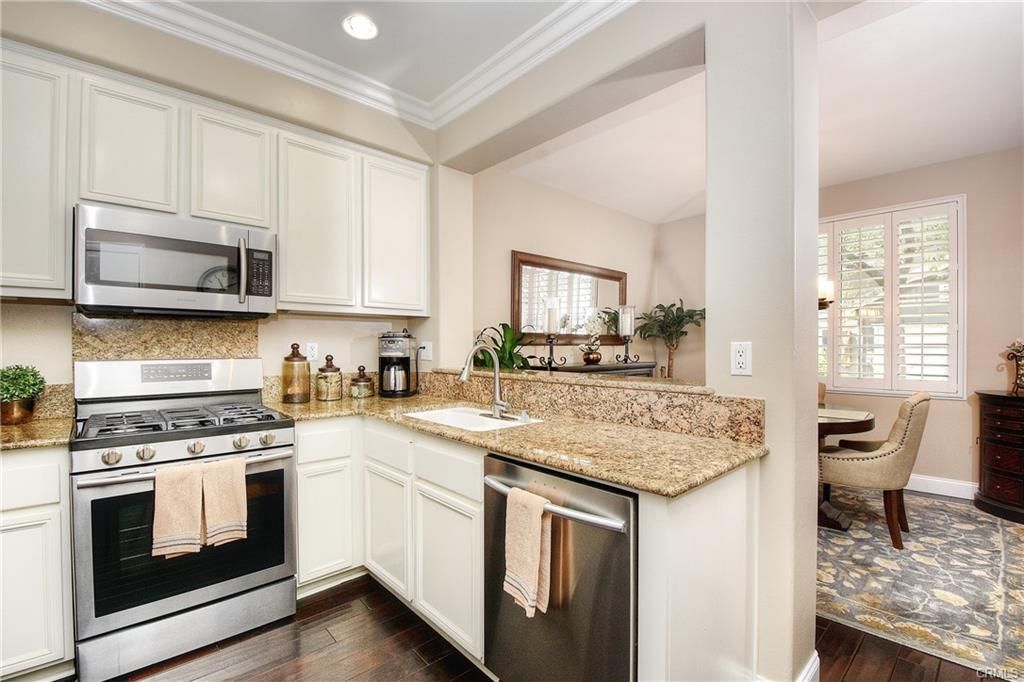 Building Photo - 9 Whitworth St