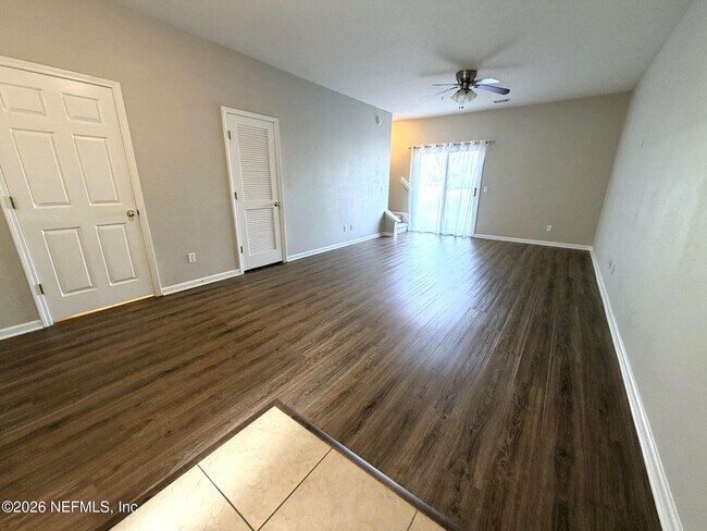 Building Photo - 295 Leese Dr