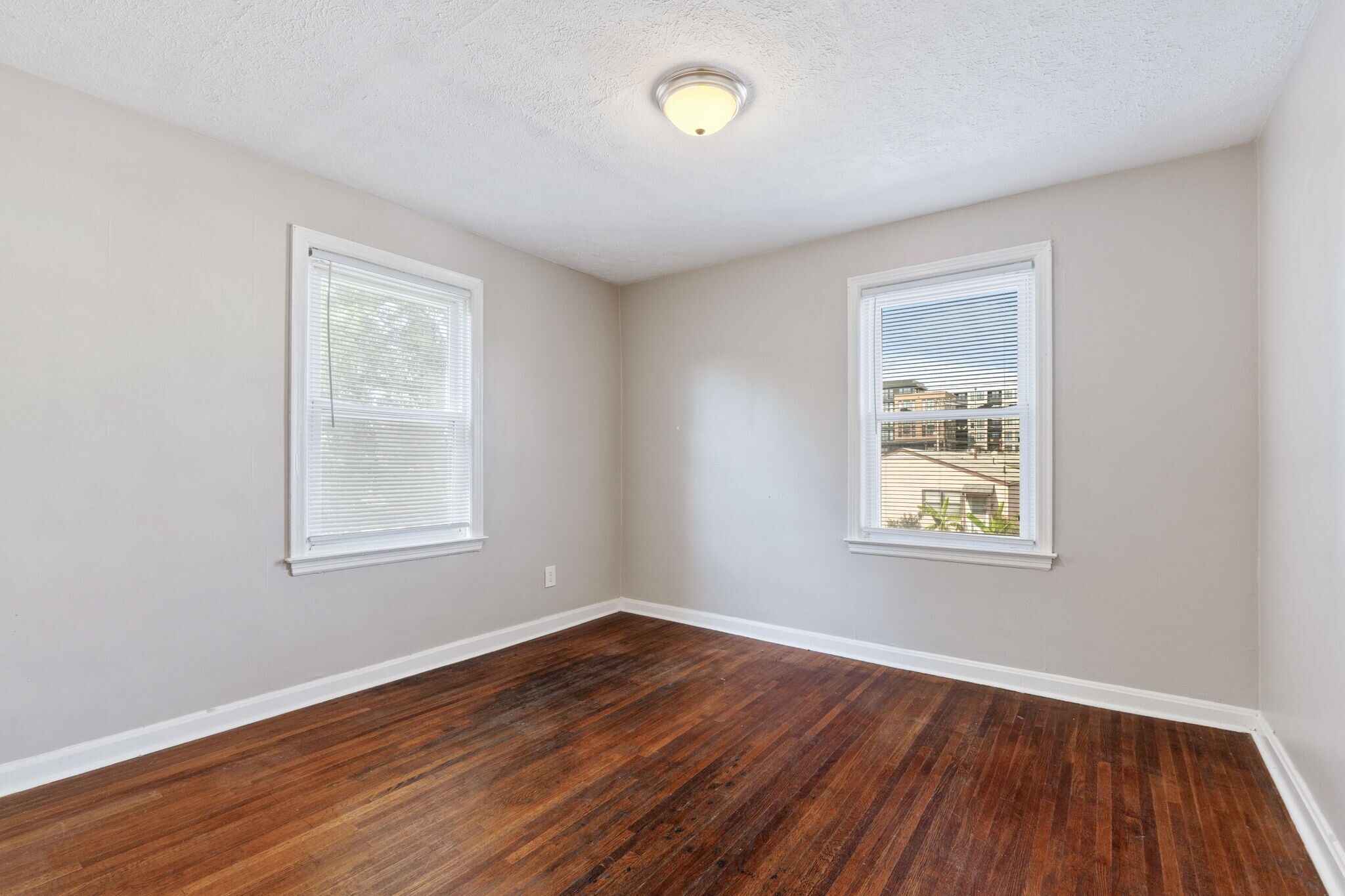 Building Photo - 1355 Ida Ave