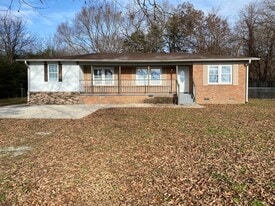 Building Photo - 102 Sanders Store Rd