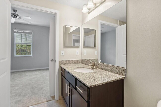 Building Photo - 3617 High Ridge Rd