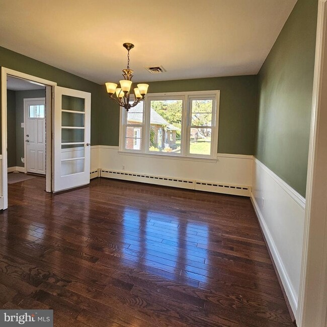 Building Photo - 5940 6th St