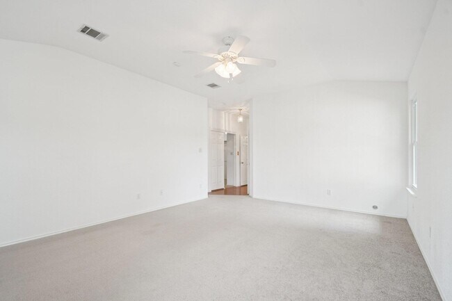 Building Photo - 1300 Leah Ln