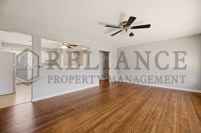 Building Photo - 9711 W Birch Ln