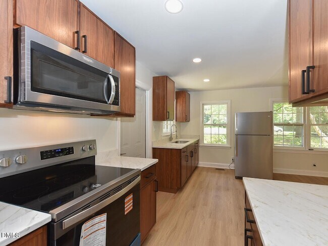Building Photo - 3809 Boddie Dr