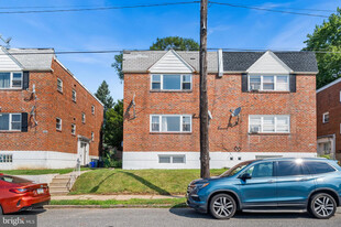 Building Photo - 8204 Ditman St