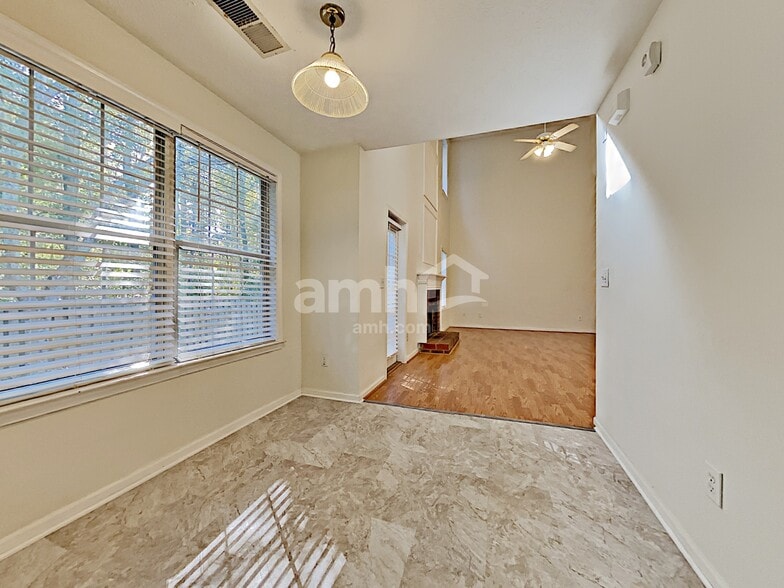 Building Photo - 349 Ethridge Dr NW