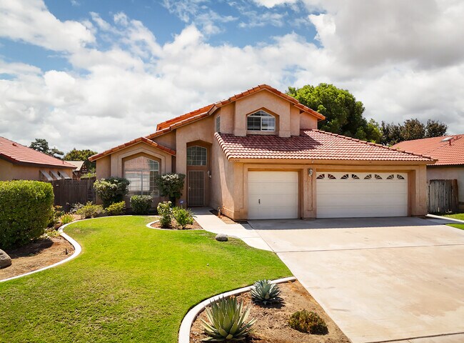 Building Photo - 10205 Single Oak Dr