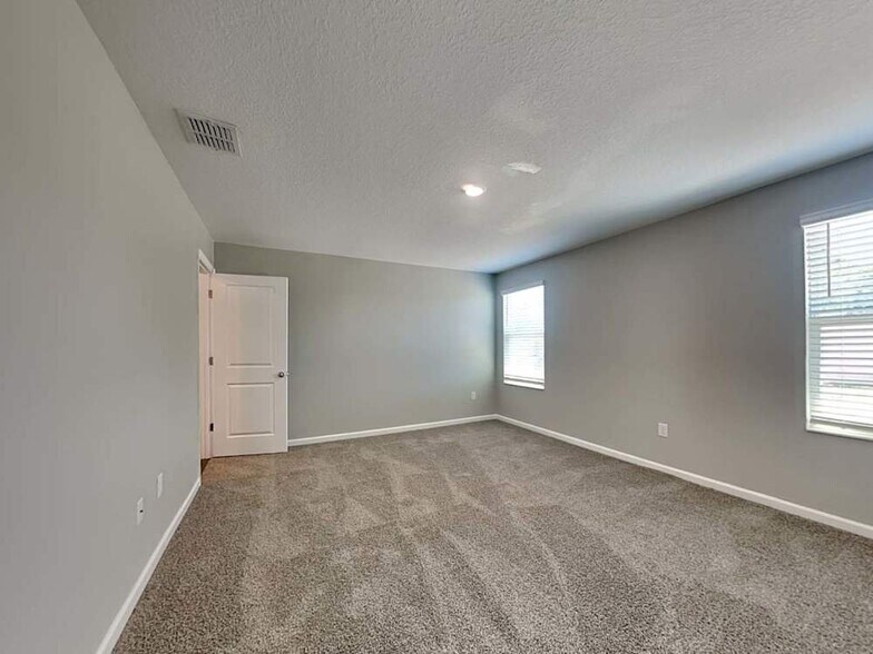 Building Photo - 912 Caitlin Loop