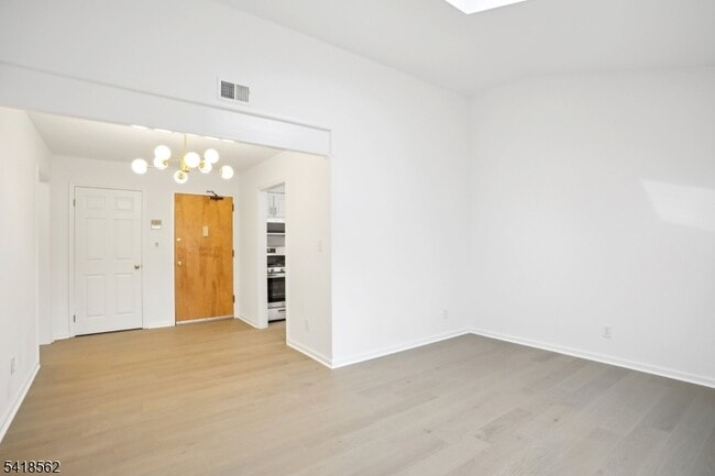 Building Photo - 66 Park Ave