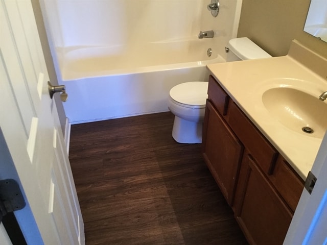 Building Photo - 5887 Hayden Dr