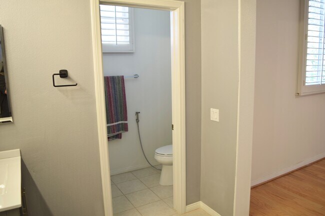 Building Photo - 1144 Corte Riviera