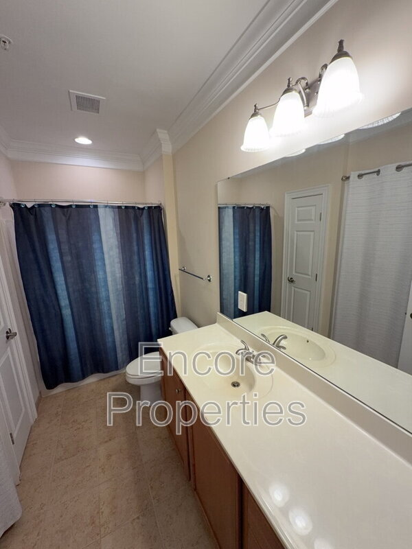 Building Photo - 927 Portstewart Dr