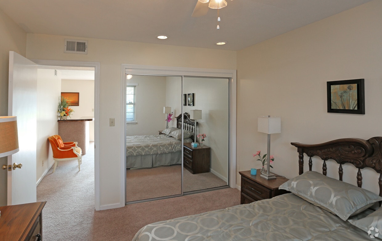 Whispering Hills Apartments Louisville