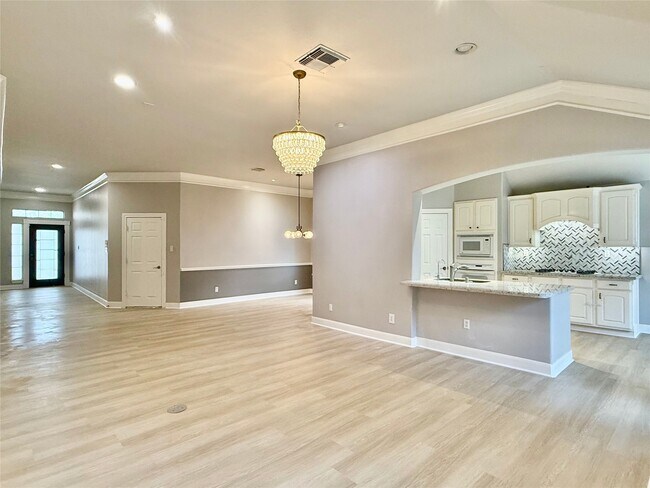 Building Photo - 12747 Silver Rod Ln