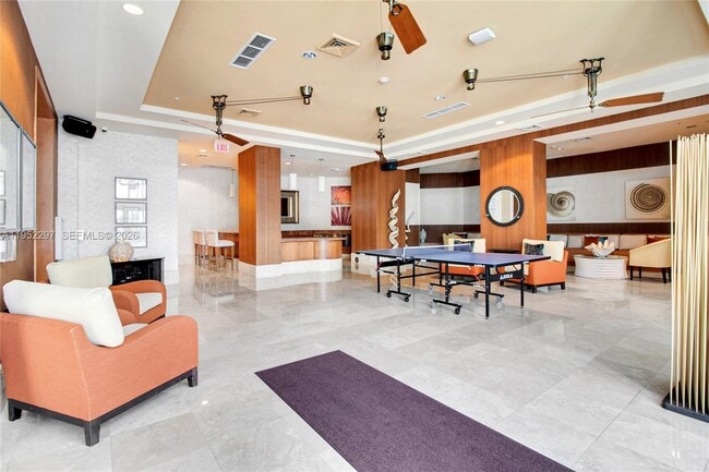 Building Photo - 1945 S Ocean Dr