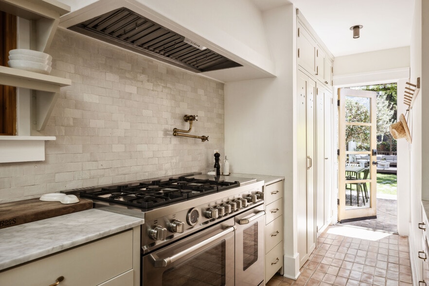 Building Photo - 5248 Sierra Villa Dr