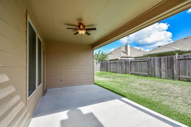 Building Photo - 8806 Alicia Dr