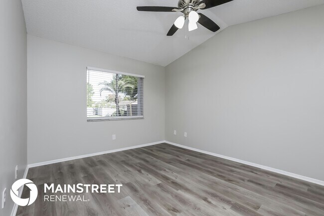 Building Photo - 13826 Lena St