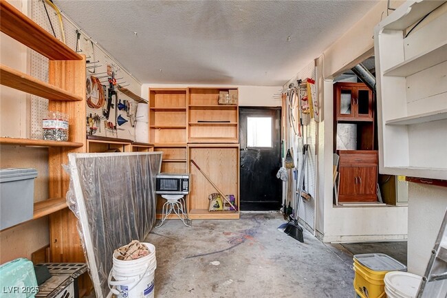 Building Photo - 8344 Snowmass Dr