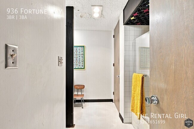 Building Photo - 936 Fortune Way