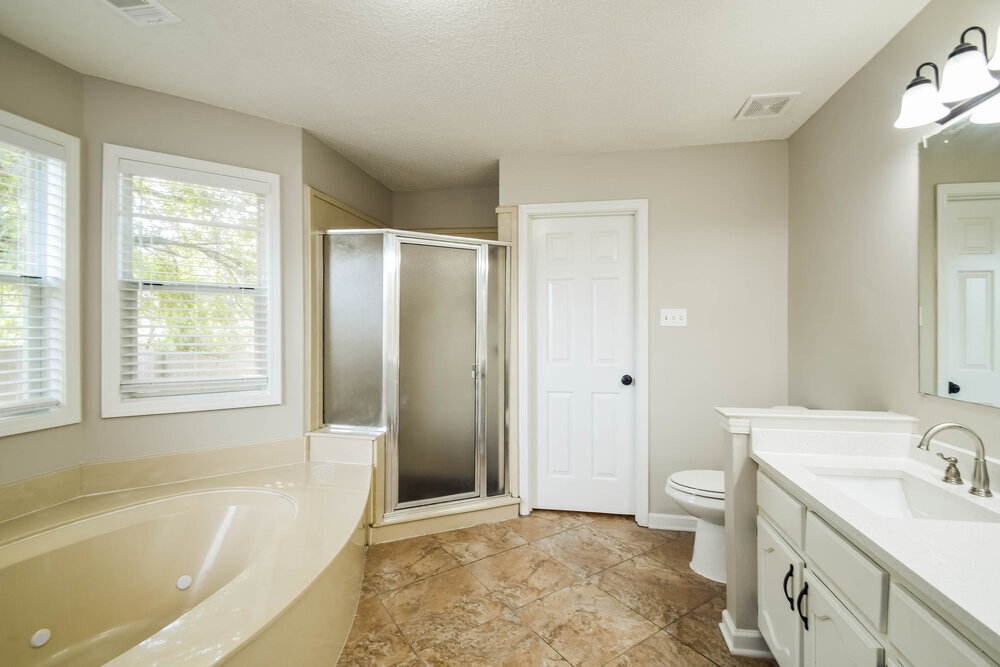 Building Photo - 8151 Cross Creek Ct