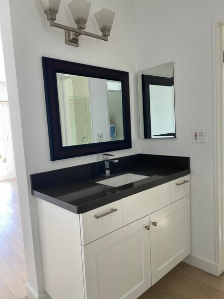 Building Photo - 18139 Coastline Dr