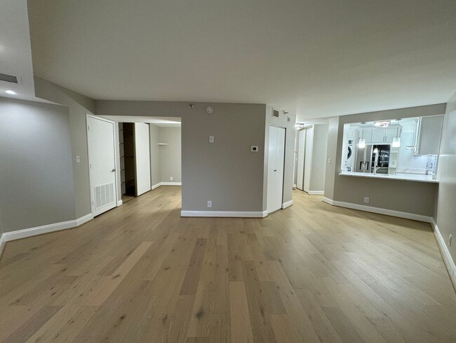 Building Photo - Direct Indoor Access to Ballston Metro wit...