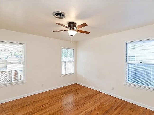 Building Photo - 4334 Randall Dr