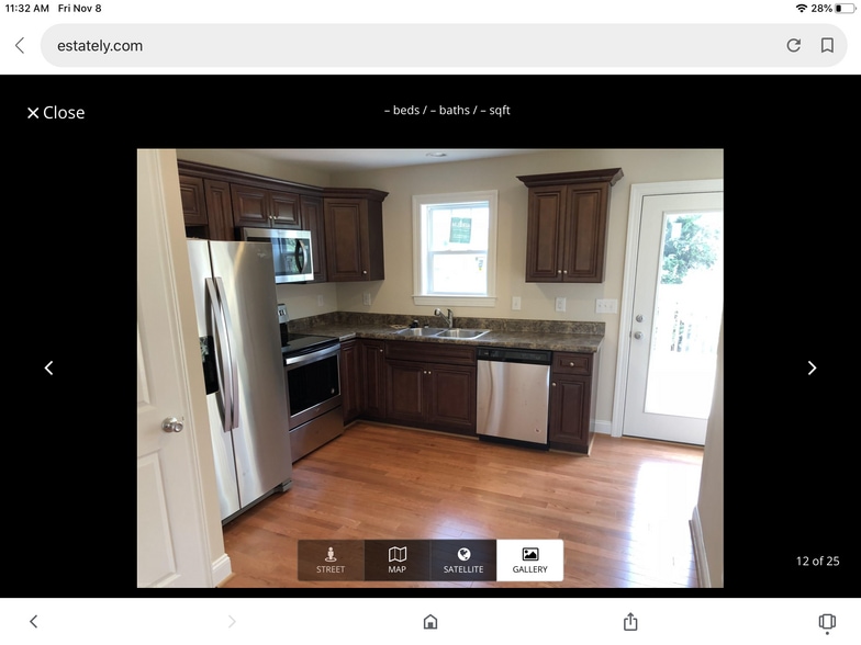 Building Photo - 1466 Sandy Cir