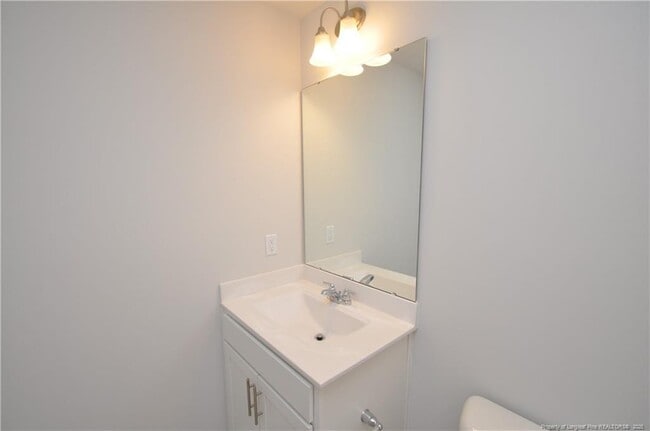 Building Photo - 1057 Shoreside Dr