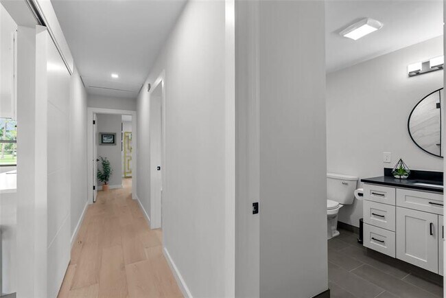 Building Photo - 8611 Gullane Ct