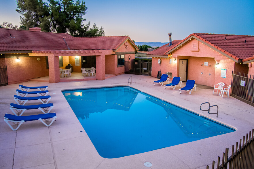 Make a splash in our Pool! - Sunset Springs Apartments