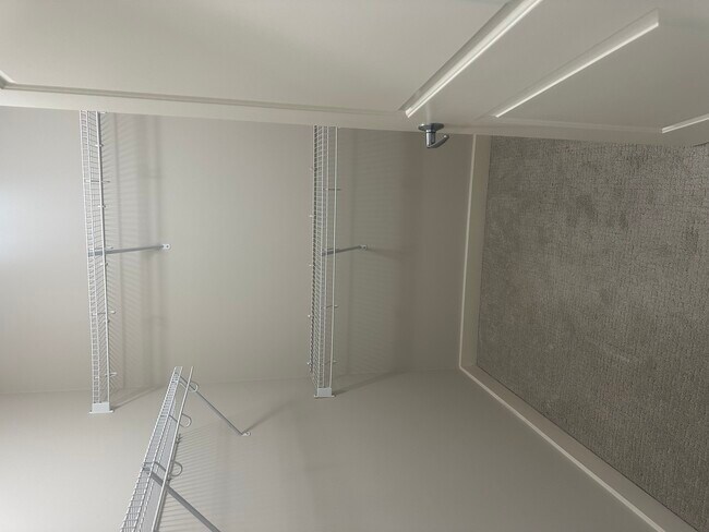 Building Photo - 770 Skokie Blvd