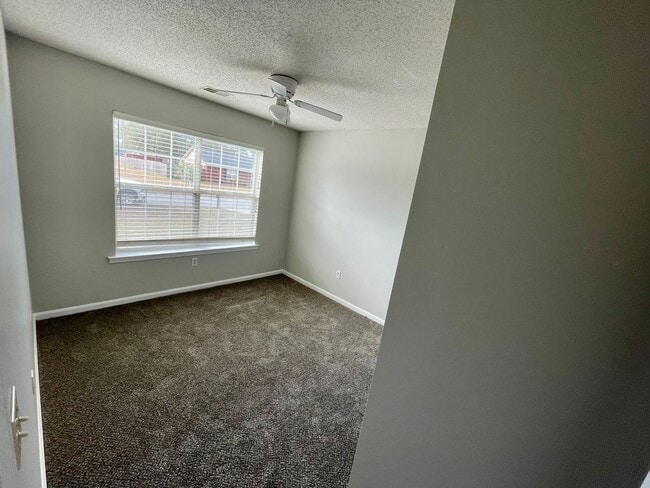 Building Photo - AVAILABLE MID-MARCH 2026! (Pet Friendly)