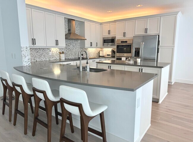 Building Photo - 9842 Salty Bay Dr