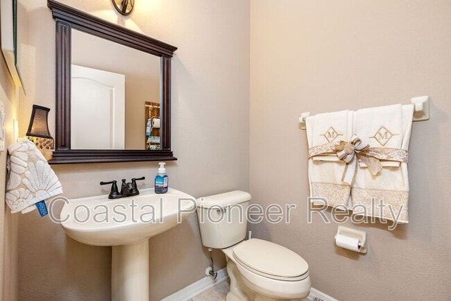 Building Photo - 9524 Greenpointe Dr