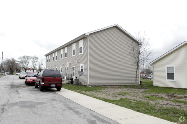 Primary Photo - Lancaster Apartments