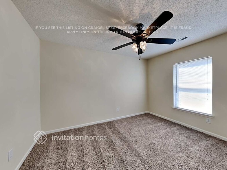 Building Photo - 168 Ranlo Ave