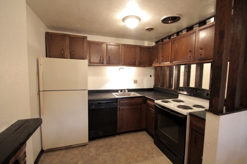Building Photo - 317 S Trenton Ave