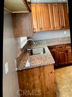 Building Photo - 2725 Mimosa St