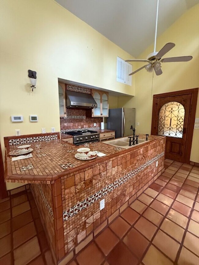 Building Photo - Potomac View