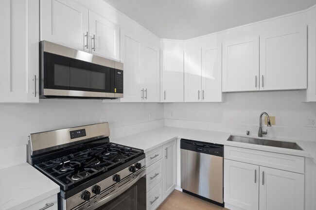 Building Photo - 3624 Faris Dr