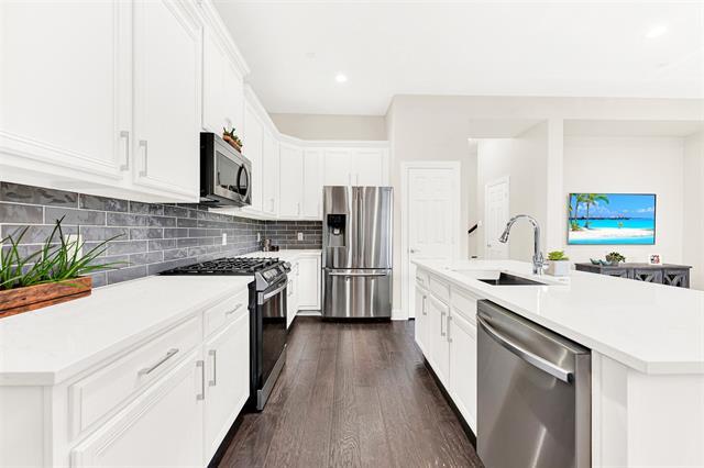 Building Photo - 4697 Edith St