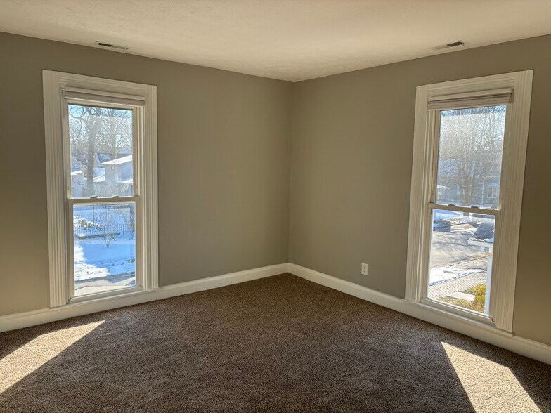 Bedroom - 1394 Wayne St