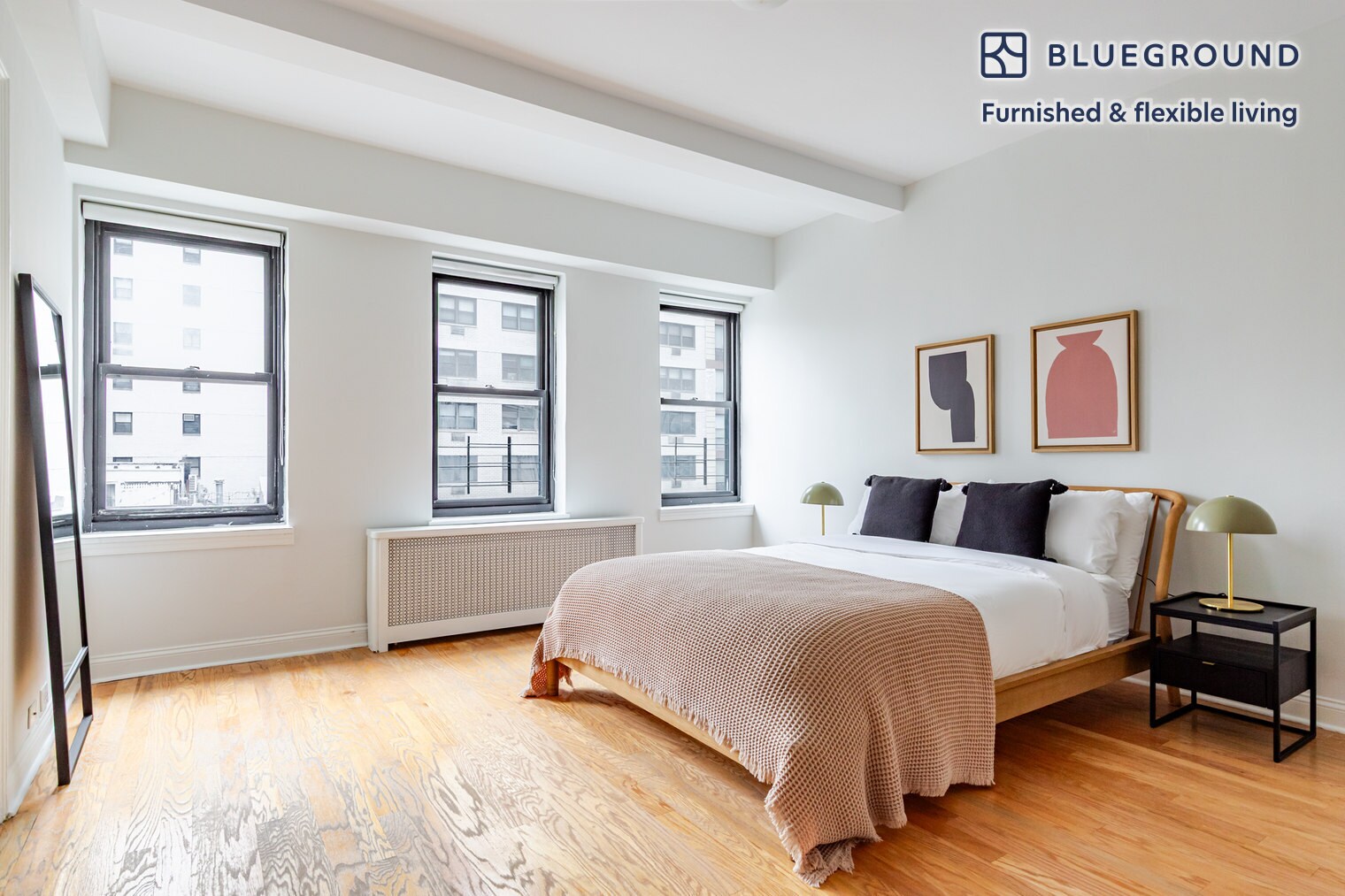 Building Photo - 400 E 57th St