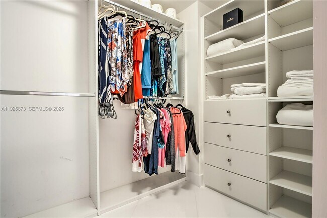 Building Photo - 3535 S Ocean Dr